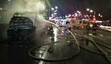 Маршрутка згоріла біля метро "Академмістечко" в Києві, - ДСНС. ФОТО