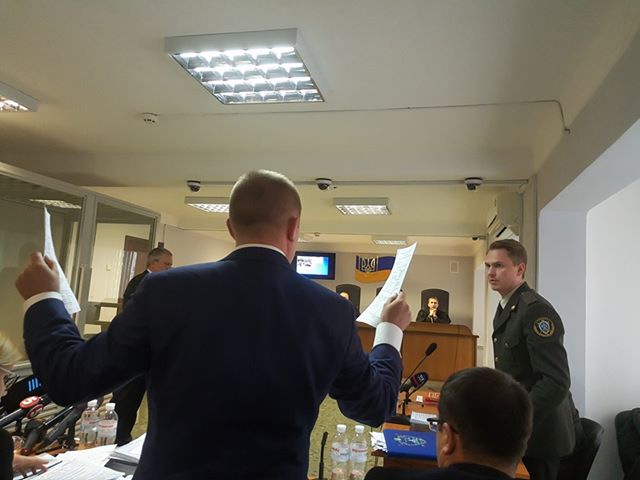 Суд над Януковичем: допит Сенченка і 5 військових. СТЕНОГРАМА ЗАСІДАННЯ 05