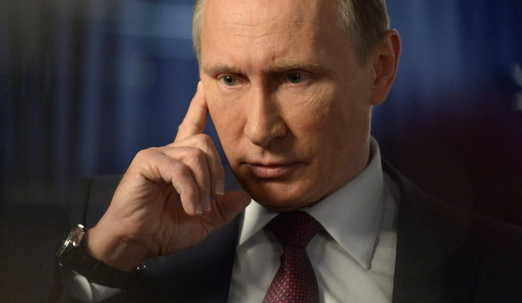 Putin Moves to Ease Tensions After Ukraine Warns of Invasion