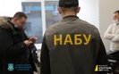 Депутат Київради із спільниками затримані на хабарі 1,26 млн грн, - НАБУ. ВІДЕО+ФОТОрепортаж