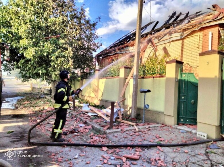 Обстріли Херсонської області 30 червня - фото наслідків