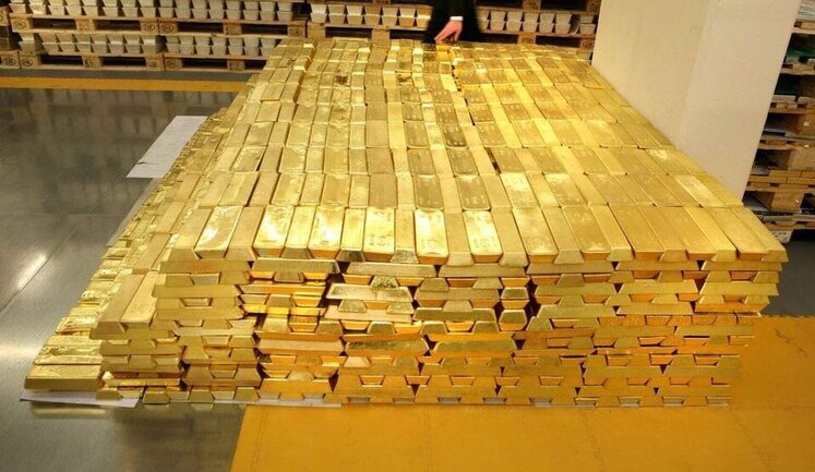 Ціни на золото впали до мінімуму за три тижні на тлі потепління між США та Китаєм, – Reuters