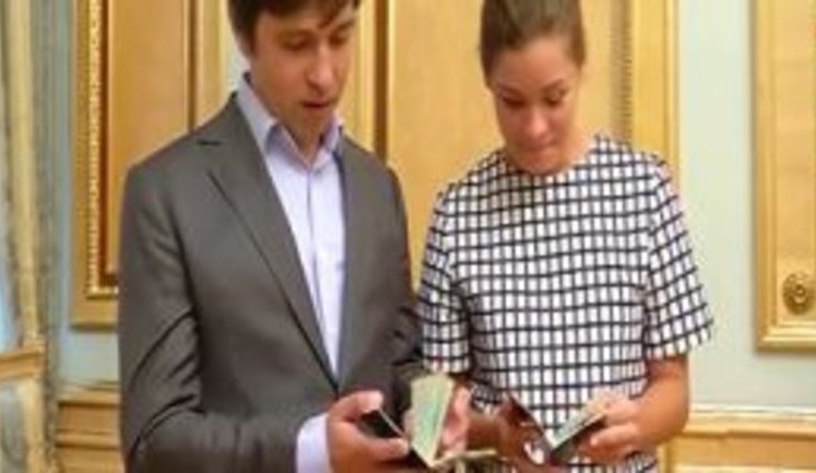 Россияне Мария Гайдар и Владимир Федорин получили украинское гражданство. ВИДЕО