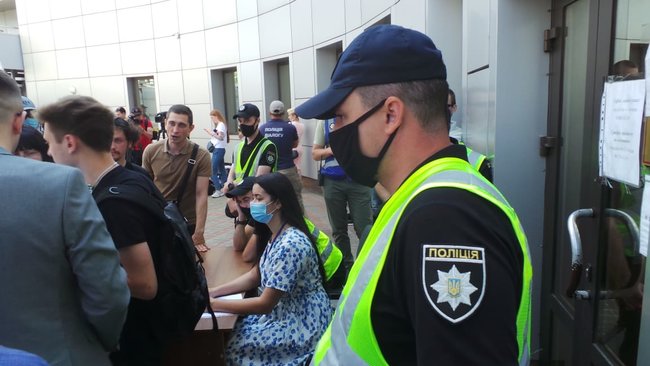 Суд розглядає апеляцію на запобіжний захід активісту Стерненку 01