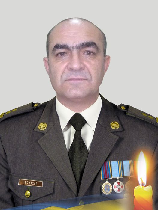 Викладач Академії сухопутних військ Юрій Кожухар помер від поранень, яких зазнав під час російського ракетного удару по Яворівському полігону 13 березня 01 Викладач Академії сухопутних військ Юрій Кожухар помер від поранень, яких зазнав під час російського ракетного удару по Яворівському полігону 13 березня 01