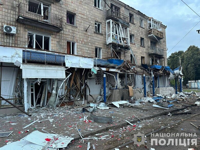Наслідки удару шахедами по Конотопу на Сумщині 12 вересня 2024 року