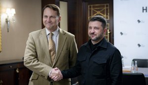 Зеленский и Сикорский обсудили противодействие российским дронам и оборонное сотрудничество
