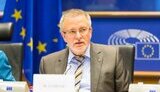 Галер закликав припинити тиск на Порошенка