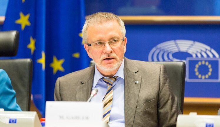 Для вступления в ЕС Украина должна отменить санкции против представителей оппозиции и сохранять плюрализм в Раде, - евродепутат Галер