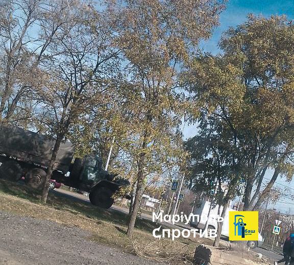 Оккупанты в Мариуполе продолжают обустраивать военные базы, - Андрющенко 03