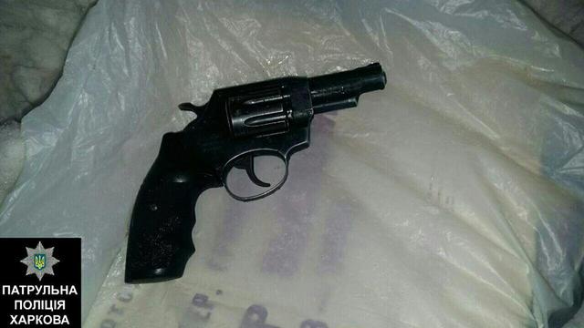 оружие пистолет