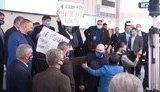 Влаштували бійку і трощили меблі: в Маріуполі депутати від ОПЗЖ намагалися зірвати голосування за бюджет