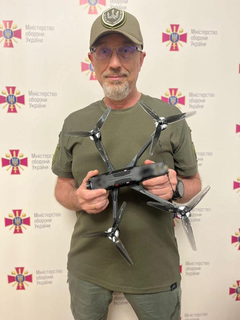 ЗСУ прийняли на озброєння десяту модель FPV-дрона, - Резніков 01