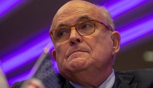 Руди Джулиани: "Посольство США в Украине замешано в грязной кампании против Трампа и в помощи Соросу. Нельзя читать вам лекции о коррупции и чтобы на этом фоне сидел наш собственный коррупционер"