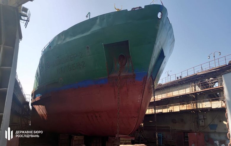 ДБР завадило підприємцям з РФ вивезти з України 10 суден вартістю понад мільярд гривень 08