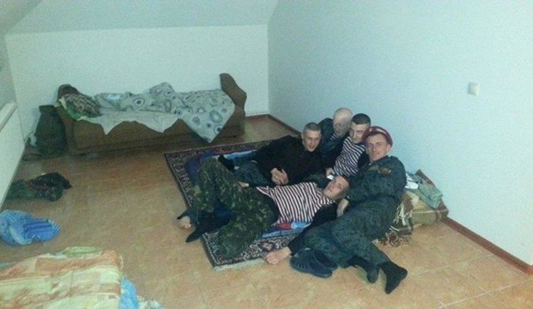 Власти распустили батальон Нацгвардии, набранный из добровольцев: Дали по 1000 грн откупных и отправили "в отпуск". ФОТО