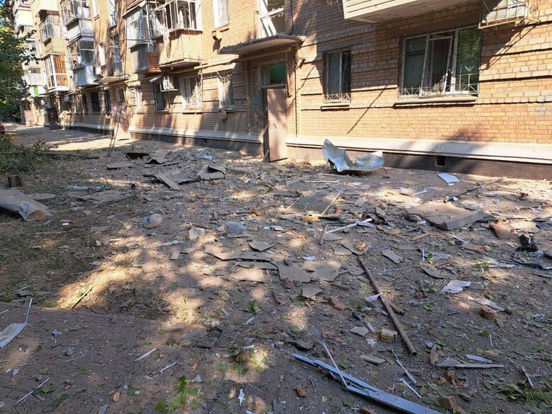 Наслідки обстрілу Нікополя