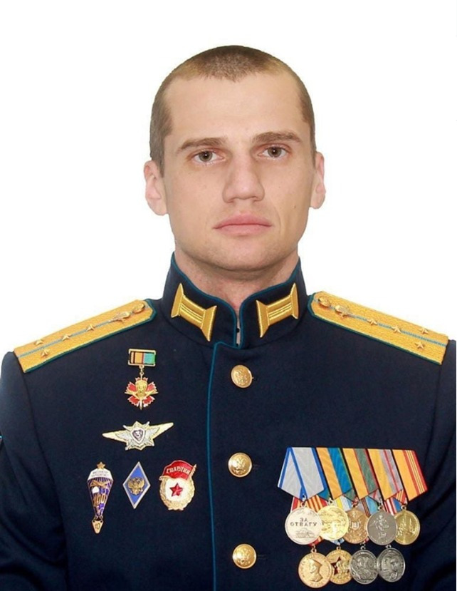 Нацполіція встановила особи російських військових, які розстріляли колону машин в Ірпені у березні 2022 року 07