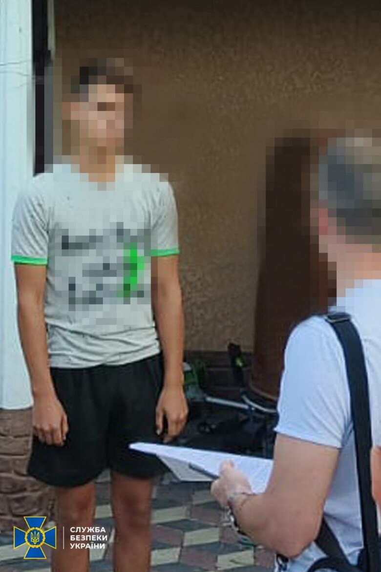 СБУ затримала чотирьох паліїв авто ЗСУ на Одещині