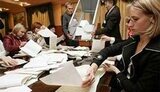 ЦИК уже обработал почти 98% протоколов: Партия регионов – 34,14%, БЮТ – 30,86%, НУ-НС - 14,29%, а СПУ лишь 2,90%