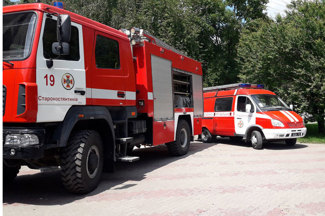 На пошті в Хмельницькій області стався витік інсектициду 03