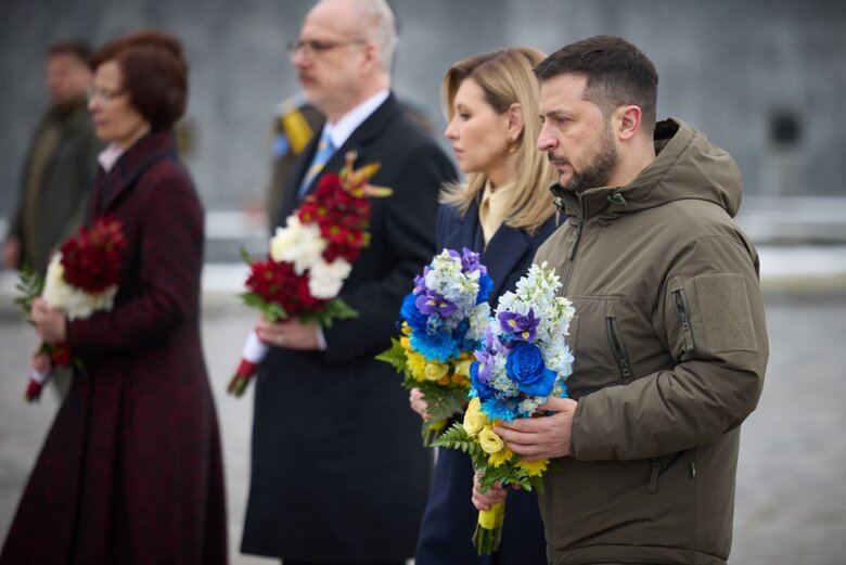 Зеленський прибув до Львова: відвідав поранених воїнів та вручив нагороди 05