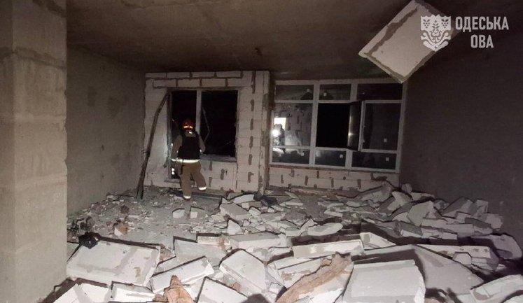 Enemy struck high-rise block in Odesa. PHOTOS