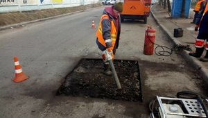 Кабмин принял программу ремонта дорог до 2022 года. ИНФОГРАФИКА