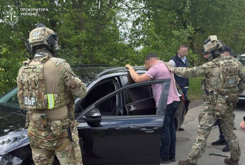 адвокат допомагав СЗЧшнику