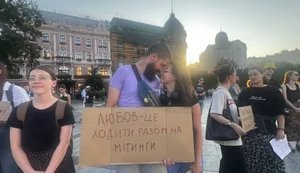 Protests show no sign of abating: for 15 days, Ukrainians have been demanding that Fedorov be reinstated as Defence Minister. PHOTOS
