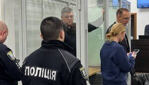 Суд обрав запобіжні заходи учасникам злочинної організації Комарницького