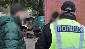 Поліцейські ліквідували незаконний намив понад 30 тисяч тонн піску на Кременчуцькому водосховищі. ФОТОрепортаж