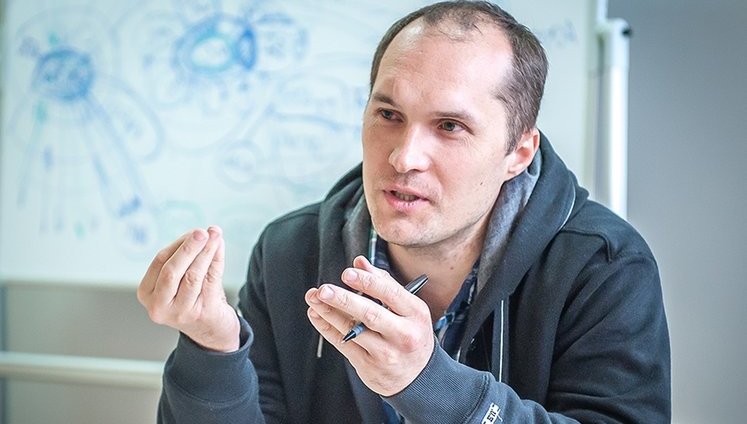 У Мінську підписано акт про капітуляцію України у війні за незалежність - це держзрада, - Бутусов про створення "консультативної ради" з представниками ОРДЛО