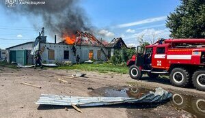 Окупанти атакували Куп’янщину: постраждав чоловік, пошкоджено будинки та складські приміщення. ФОТОрепортаж (оновлено)