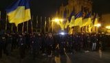 "Ні кроку назад", - під офісом президента відбулась акція проти відведення військ під Золотим. ВІДЕО+ФОТОрепортаж