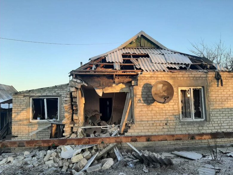 Последствия обстрелов Донеччины российскими оккупантами: погибли 2 гражданских, 7 человек получили ранения 01 Последствия обстрелов Донеччины российскими оккупантами: погибли 2 гражданских, 7 человек получили ранения 01
