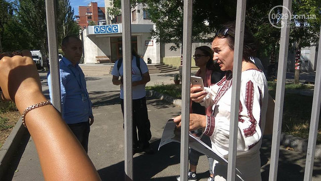 В поддержку Олега Сенцова митинговали в Мариуполе 08