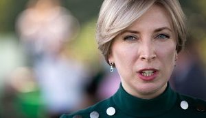 Верещук пообіцяла запустити автобусні перевезення до межі з окупованим Кримом