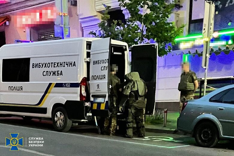 A woman attempted to blow up a café in the centre of Kyiv
