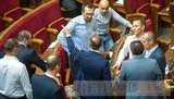 Возвращение БПП, летучка "Оппоблока", дискуссия Ляшко и Лещенко и советская символика Безбаха, - рабочий день в Раде 6 июля. ФОТОрепортаж