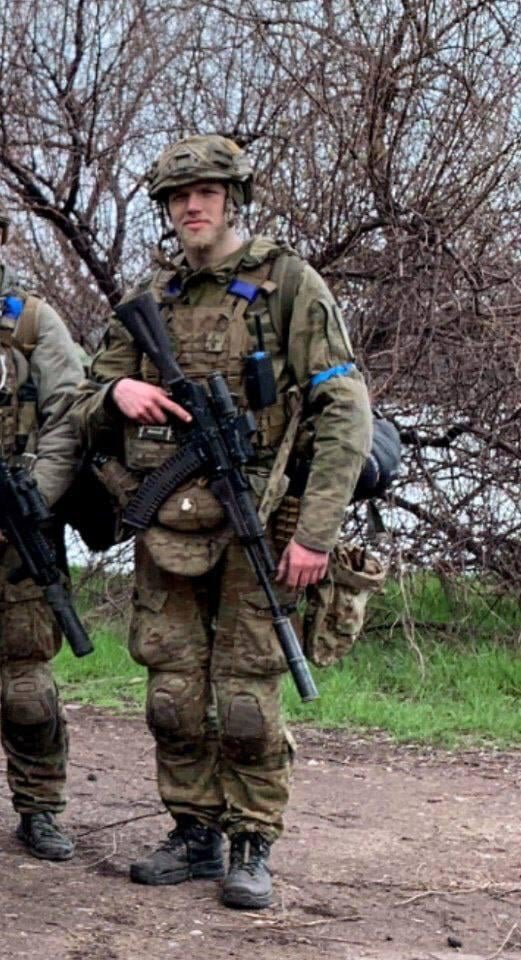 канупєр