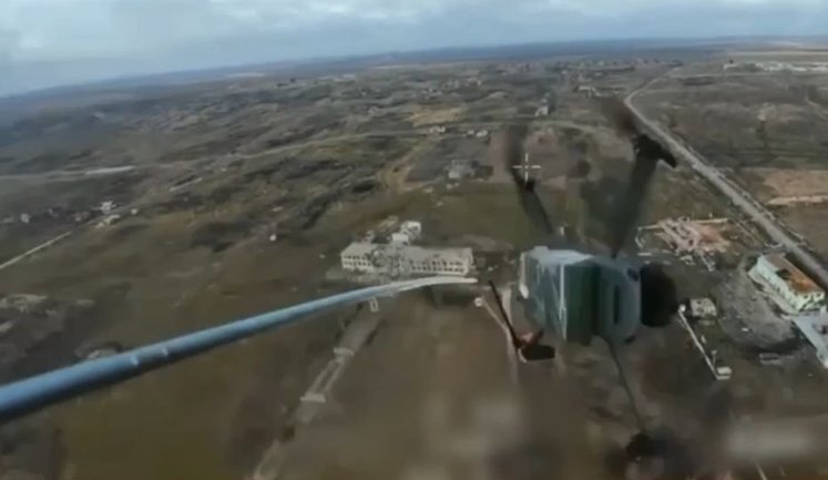 Мінус 12 "Мавіків" за допомогою палиці та мотузки: майстер-клас від пілотів 46-ї бригади ДШВ. ВIДЕО