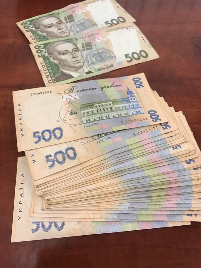 Командира батальйону столичної поліції затримано за привласнення премій підлеглих, - прокуратура 02