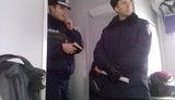 Милиция ведет учет людей, которые едут почтить память героев Крут. ФОТО