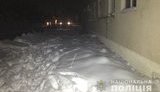 Заснув із сином на одному ліжку, прокинувся від кошмару і, не розуміючи, викинув дитину у вікно четвертого поверху, - поліція затримала 40-річного чоловіка на Харківщині