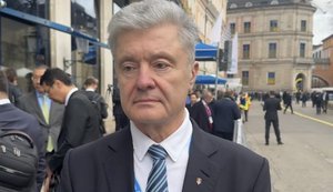 Надо давить на Россию и добиться прекращения огня, - Порошенко о мирных переговорах. ВИДЕО