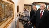 Азаров равняется на реформатора, уничтожавшего украинскую культуру. ФОТОрепортаж