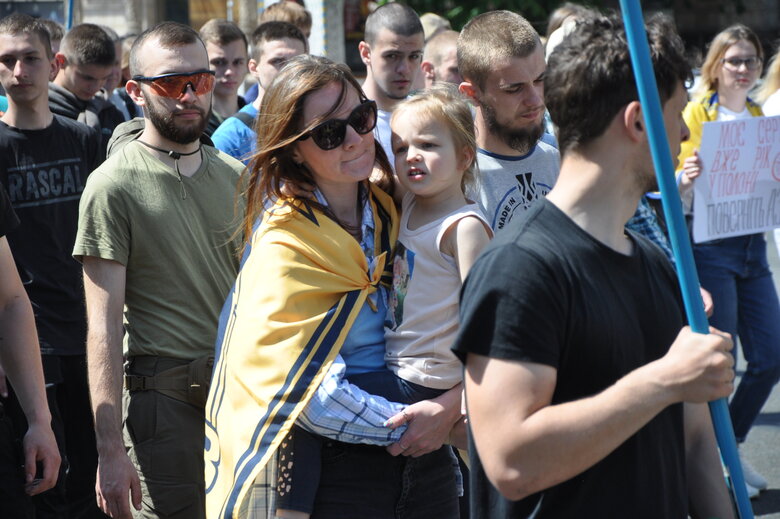 Anniversary of order to withdraw from Azovstal: march We are waiting for home of heroes of Mariupol took place in center of Kyiv 02