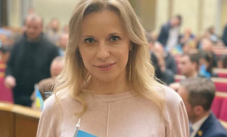 Юлія Яцик вийшла із фракції Слуга народу