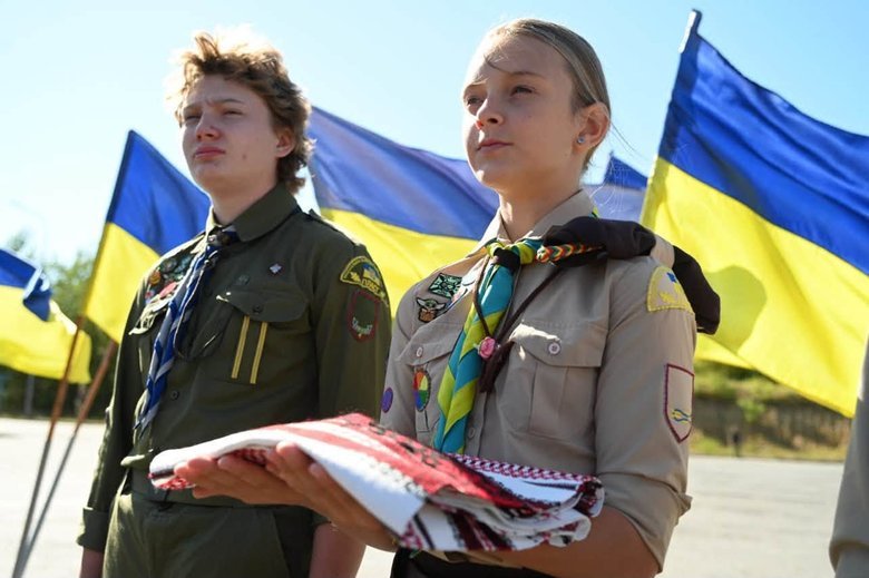 Останки Євгена Коновальця доставили до України